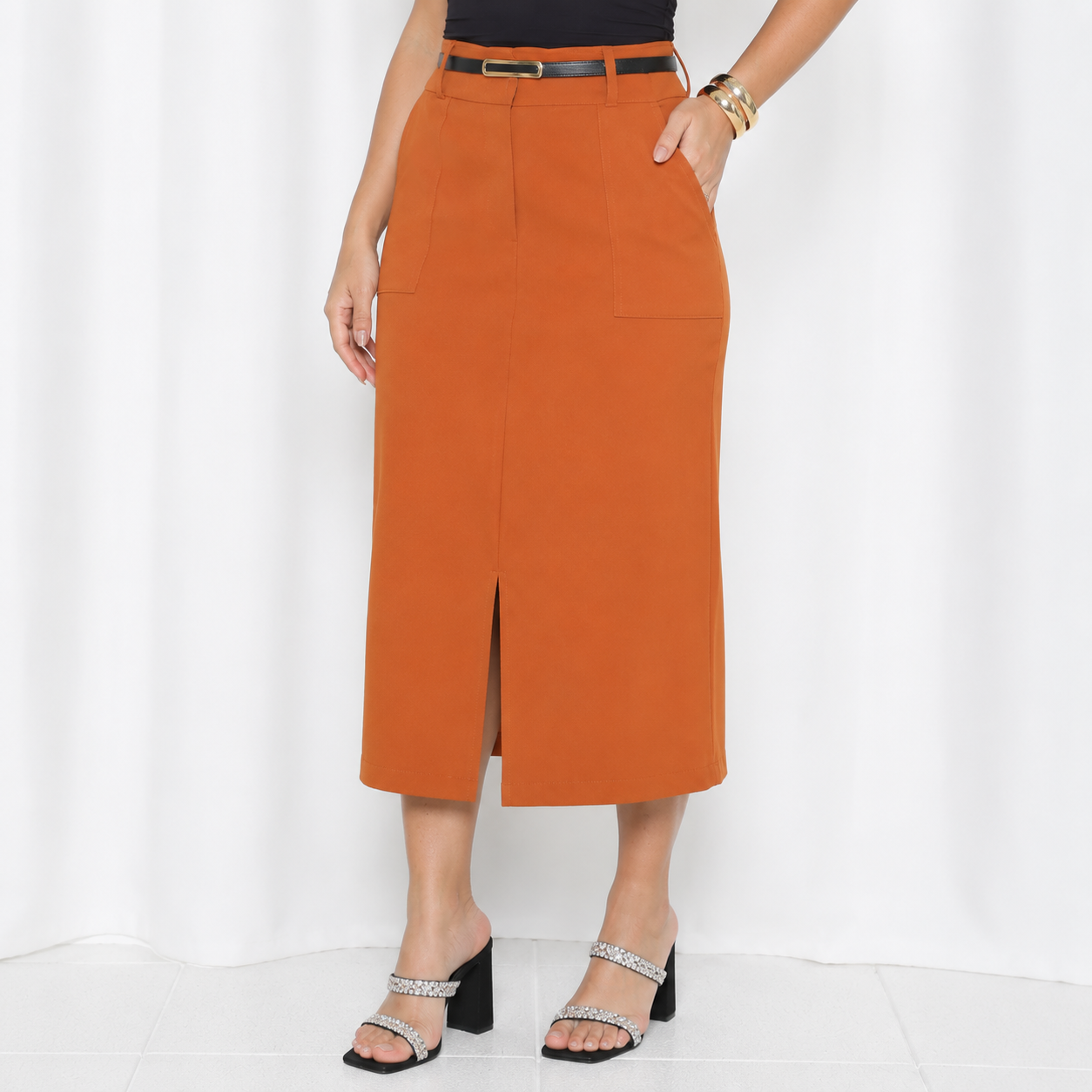 Saia Midi Alfaiataria com Cinto e Fenda — Moda Cristã Luxo