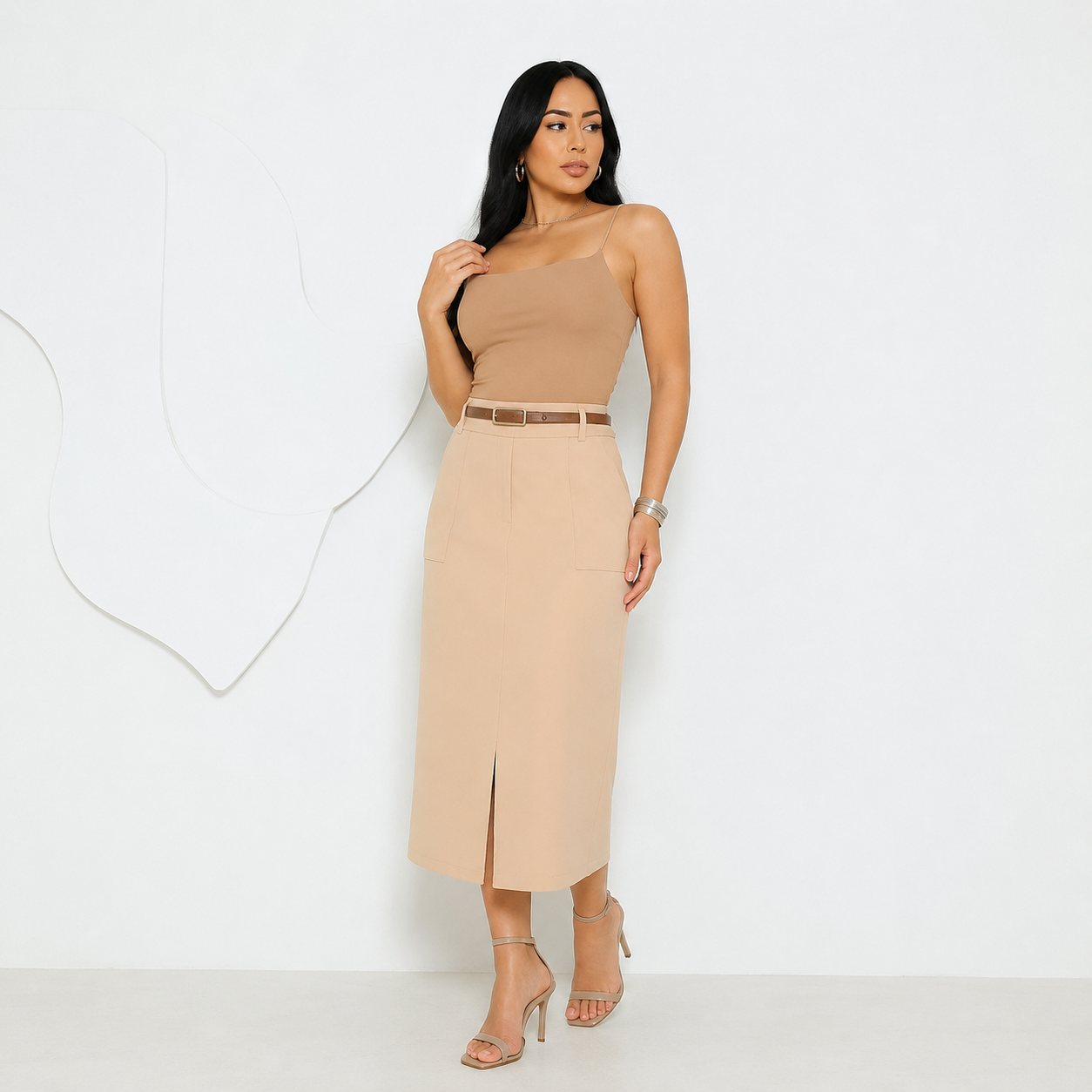 Saia Midi Alfaiataria com Cinto e Fenda — Moda Cristã Luxo